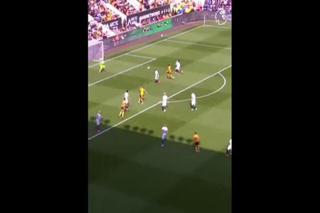 Estes foram os melhores golos da Premier League em abril (vídeo)