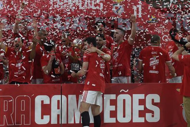 Benfica vence Fonte do Bastardo e sagra-se tetracampeão nacional!