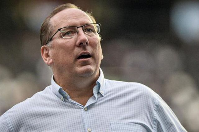 John Textor substitui Aulas e é o novo presidente e CEO interino