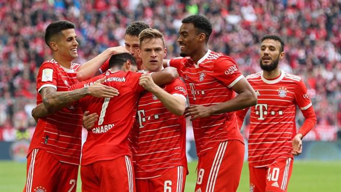 Bayern goleia, Union Berlim no pódio e Bochum a sonhar com a permanência