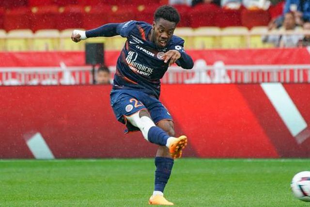 Duplo 'póquer', de Lacazette e Wahi: jogo louco em Lyon