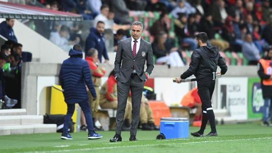 «Jogámos como equipa e temos de continuar assim até final»