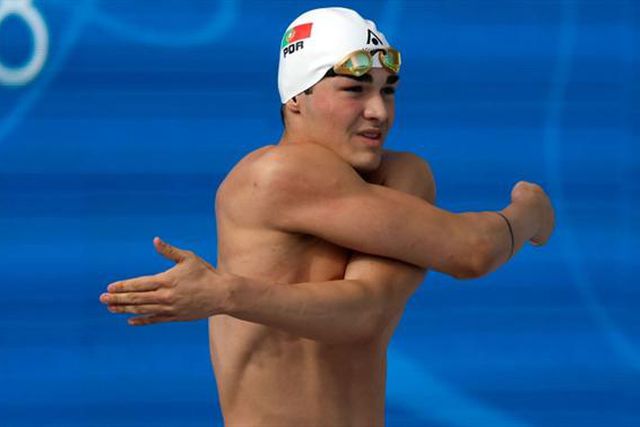 Diogo Ribeiro faz história com terceiro mínimo olímpico para Paris-2024