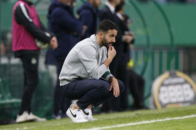 Interesse do Chelsea: «Não vou abrir a porta, o Sporting merece respeito»