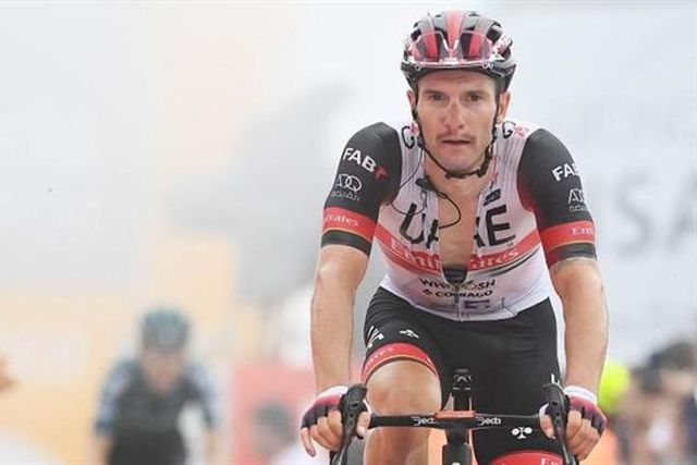 Companheiro de João Almeida termina carreira por problemas cardíacos