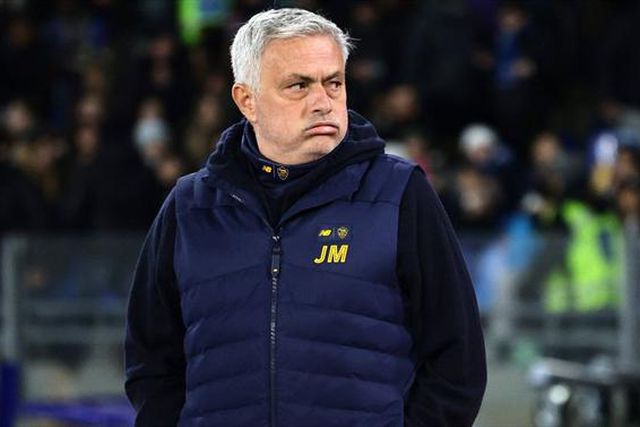 Mourinho fica sem Solbakken