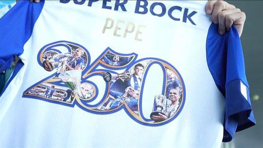 Pepe e os 250 jogos de dragão ao peito: «Grato para o resto da vida» (vídeo)