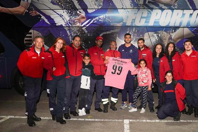 Grande gesto de Diogo Costa para com os bombeiros de Arouca