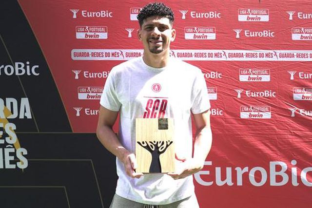 Matheus recebe prémio da Liga: «É a entreajuda de todos que faz realmente a diferença»
