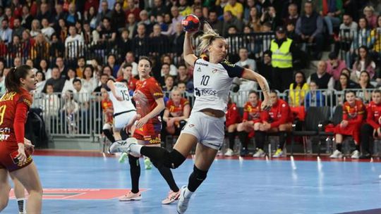 Mundial feminino: Portugal volta a perder com a Roménia e falha apuramento