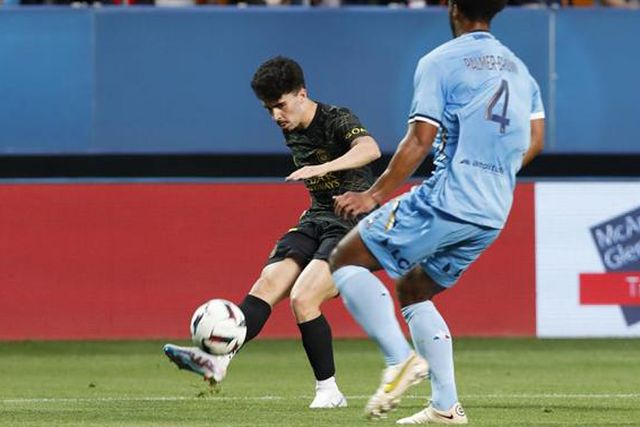 Concorrência de peso para Vitinha na corrida pelo prémio de melhor golo (vídeo)