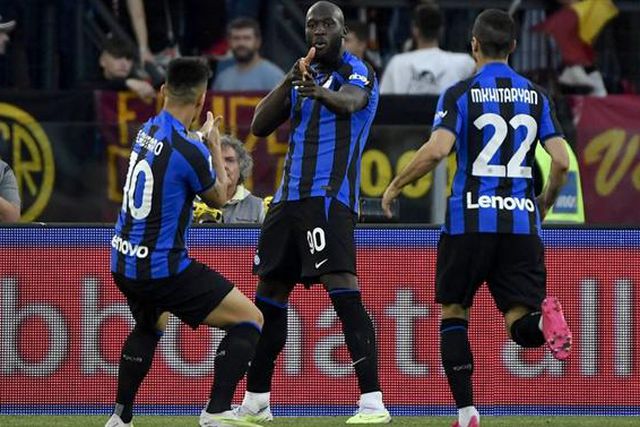 Inter impõe 10.ª derrota na Serie A à Roma de Mourinho e Patrício (veja os golos)