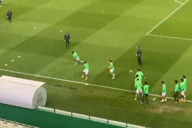 Não utilizados fizeram horas extra após o jogo (vídeo)