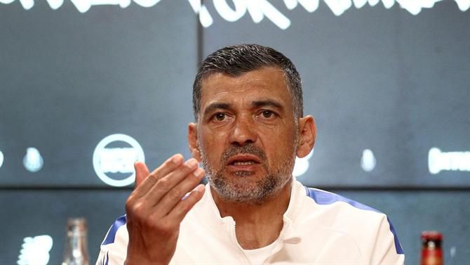 Sérgio Conceição elogia Pepe: «Nunca tive ninguém acima dele»