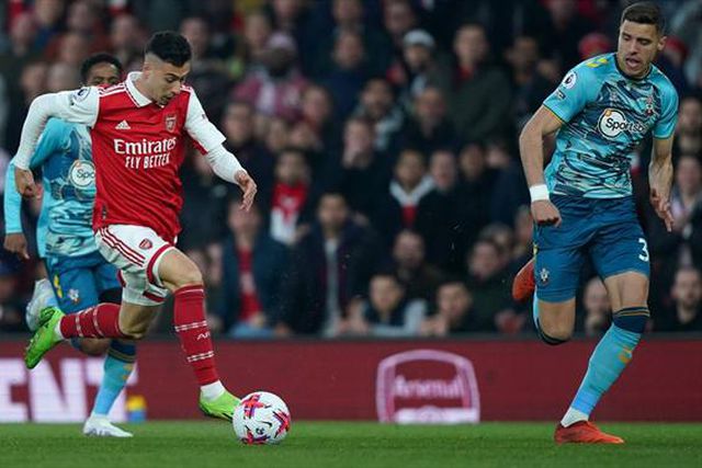 Martinelli reacende a esperança dos gunners (vídeo)