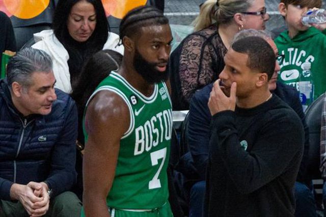 Figura dos Celtics lesiona-se... a regar as plantas