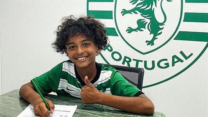 Filho de Nani segue as pisadas do pai