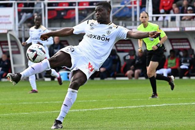 Lille, de Paulo Fonseca e José Fonte, derrotado em Reims