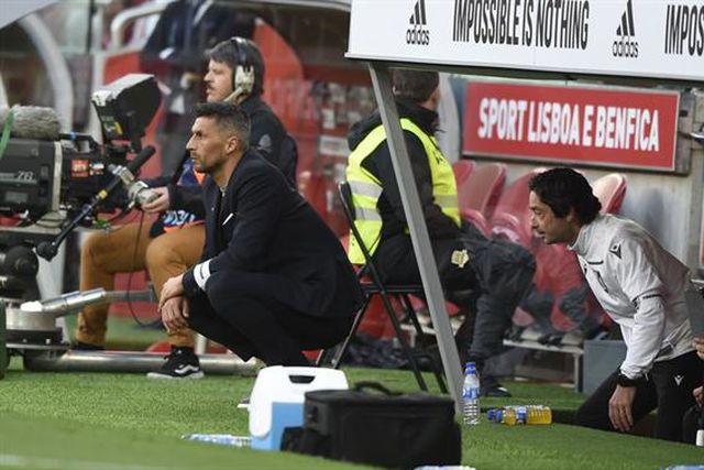 Moreno fala em «golos estranhos» e penálti mal marcado na Luz