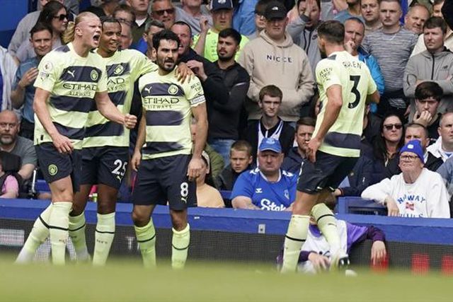 Gundogan ‘show’ no Goodison Park (vídeos)