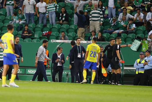 As palavras que levaram ao castigo de um jogo de Amorim: «És sempre a mesma m...»