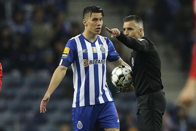 Milhões do Catar seduzem Uribe