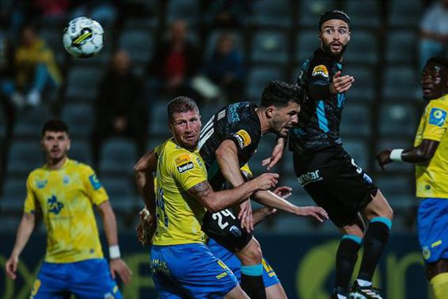 Arouca vence Vizela em 'duelo europeu' (veja o resumo)