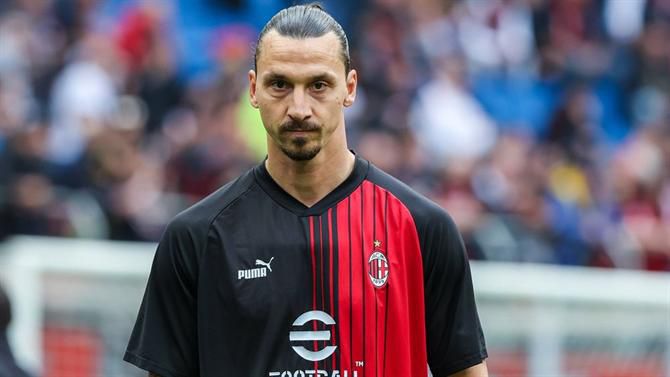 Ibrahimovic prepara (surpreendente) mudança de clube em Itália