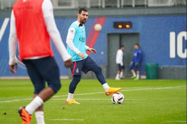 Messi no treino com a equipa e disponível para jogar sábado
