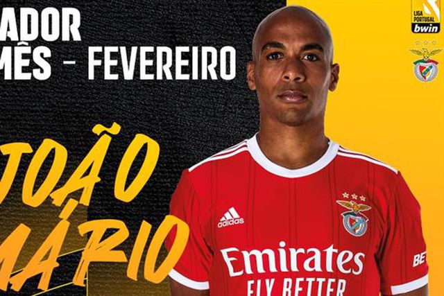João Mário eleito o melhor jogador do mês
