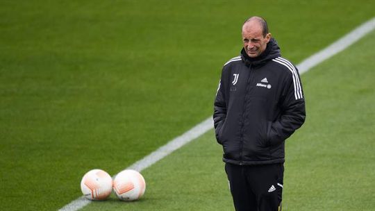 Allegri dispara contra Paulo Sousa: «Há treinadores muito bons que sabem gerir a sua equipa e as dos outros»