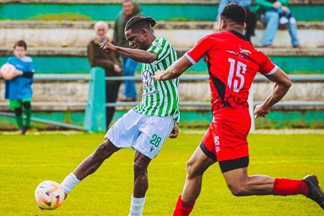 Internacionais angolanos lançam Lusitano Évora-Rabo de Peixe