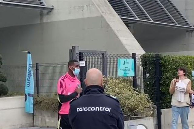 Pogba desanimado com mais uma paragem: «Sem cabeça para autógrafos»