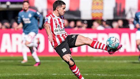 Mica Pinto marca pelo Sparta mas líder Feyenoord vence dérbi de Roterdão