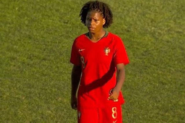 Sub-17: Portugal goleia Macedónia e decide apuramento frente à Alemanha