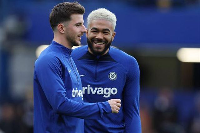 «Reece James e Mason Mount só na próxima época»