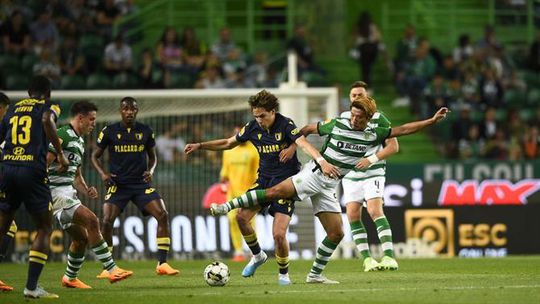 Sporting bate Famalicão em Alvalade (veja o resumo)