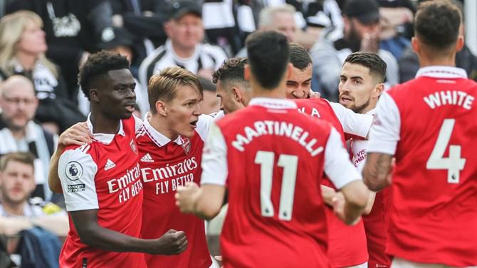 'Gunners' passam em Newcastle (veja os golos)