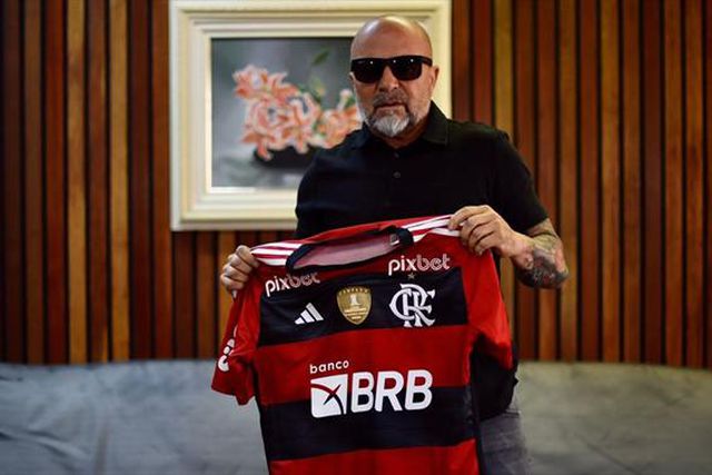 Sampaoli já no Rio para orientar o 'mengão'