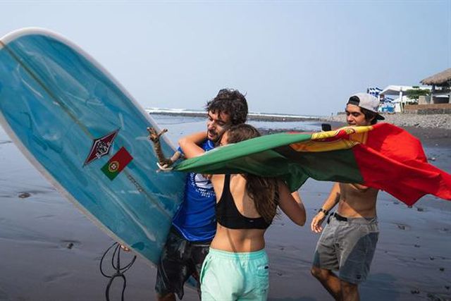 Irmãos Dantas deixam Portugal a sonhar no Mundial de Longboard