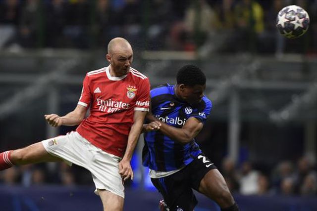 Aursnes elogiado na Noruega