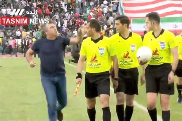 Dérbi de Teerão: Sá Pinto insulta árbitros em português (vídeo)