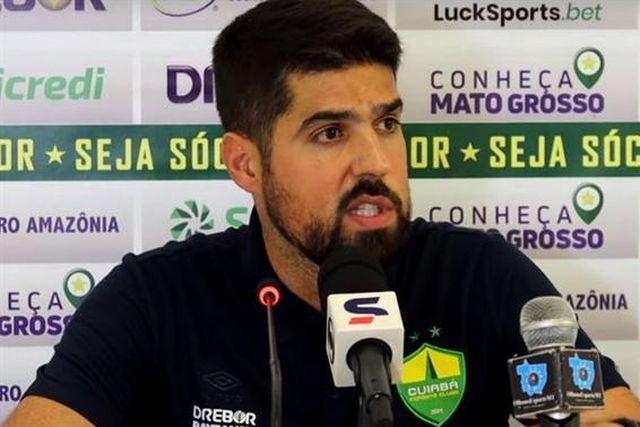 António Oliveira vai regressar para suceder a Ivo Vieira: «Vai ajeitar a casa»