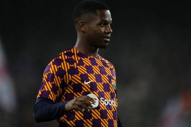 Barcelona prepara quatro vendas para cumprir 'fair play' financeiro