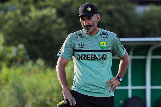 Cuiabá, de Ivo Vieira, vence e está em vantagem na final do estadual