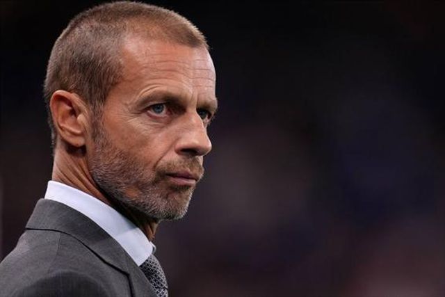 Estados Unidos podem receber jogos da Champions em 2026