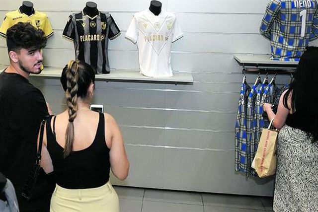 'Merchandising' rende um milhão de euros