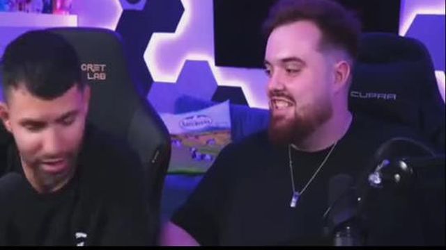 Aguero provoca susto ao sofrer mini arritmia em direto