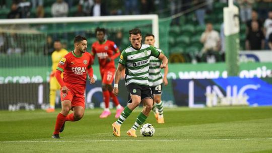 Sporting derrota Marítimo, mas perde Adán para o dérbi