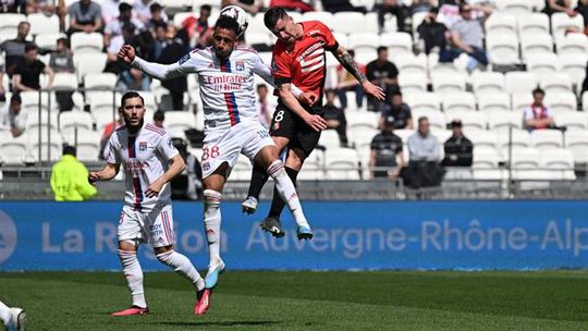 Lyon de Anthony Lopes começou a perder mas deu a volta